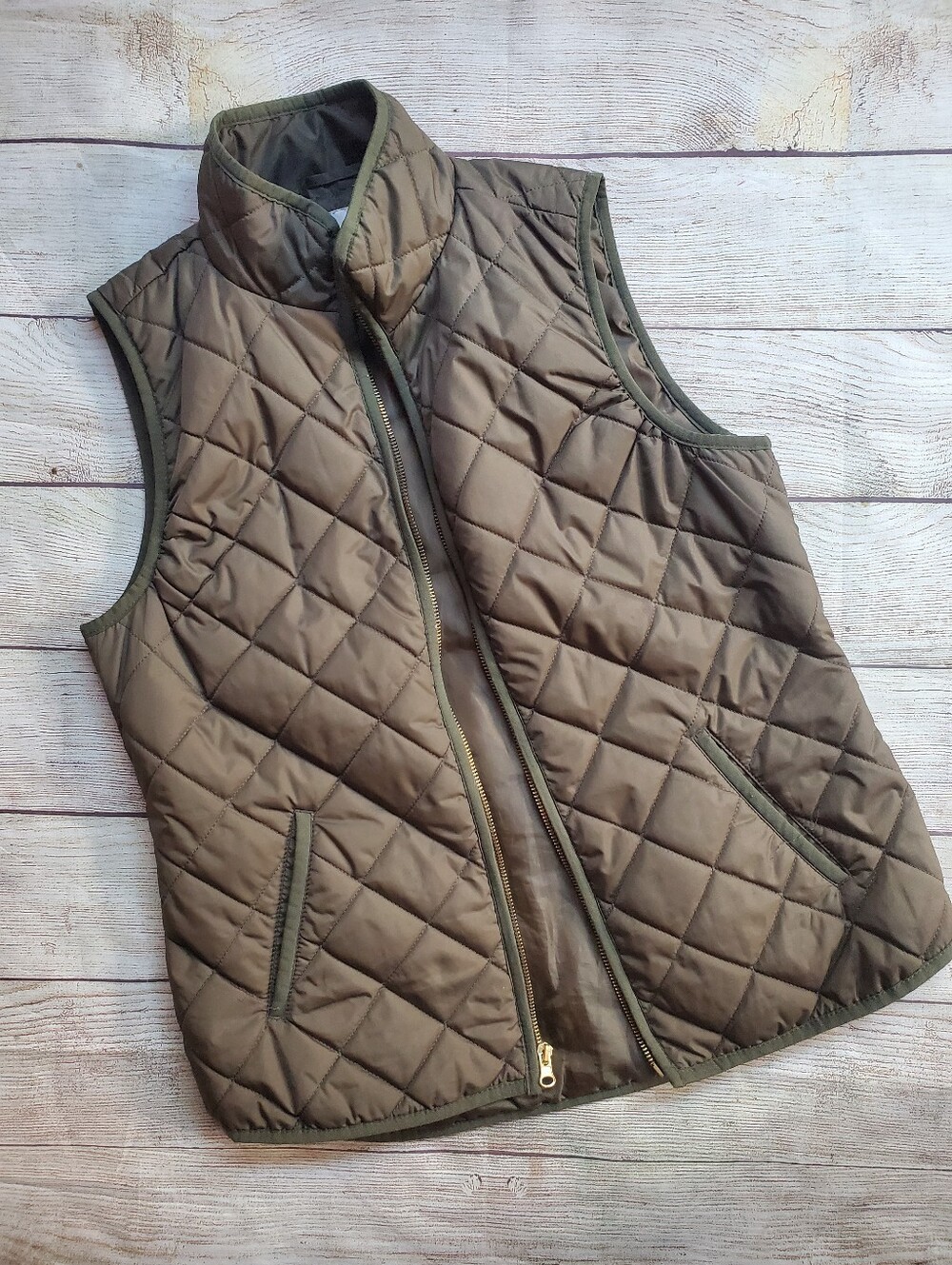 Old Navy Quilted Olive Green Zip Vest